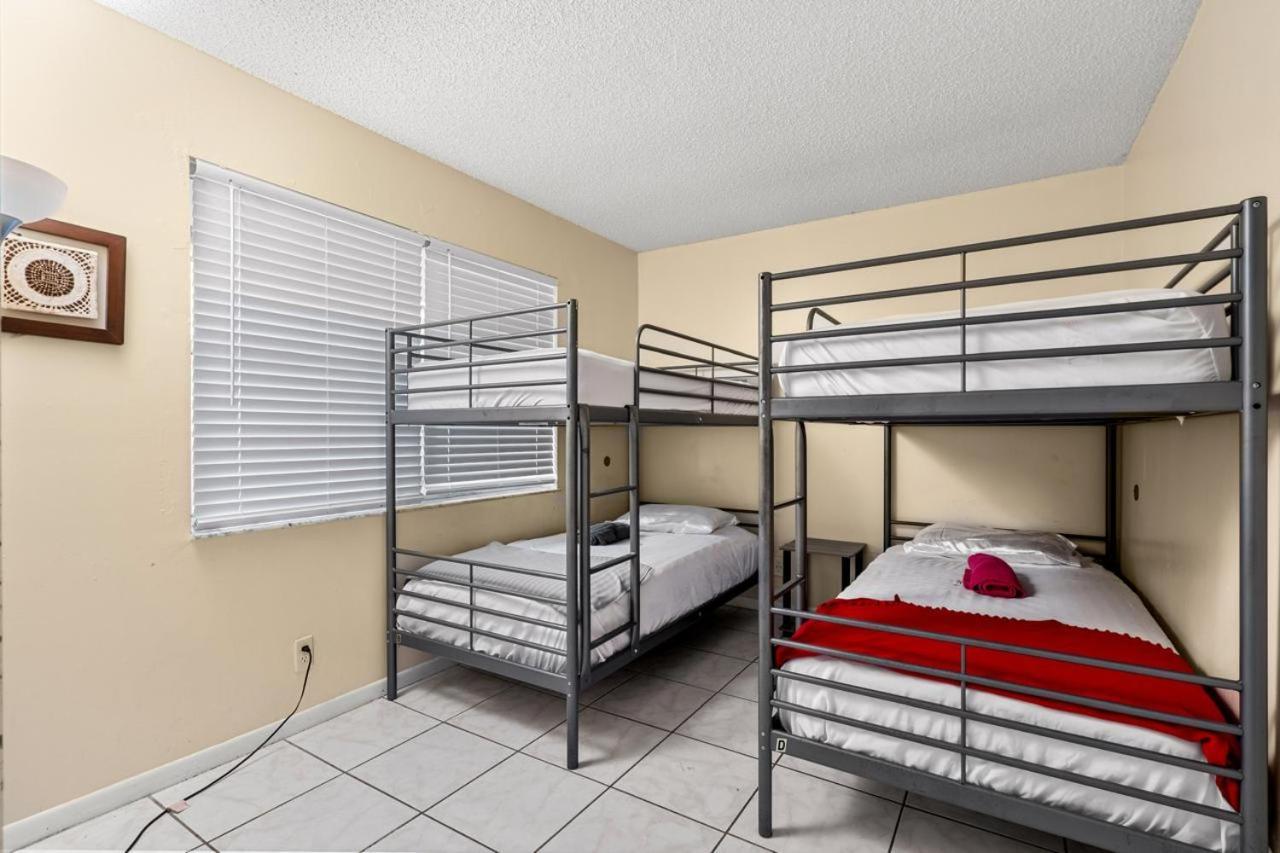 Hostel Crocodhouse Early Check In Eight Years Hosting Fort Lauderdale Exterior foto